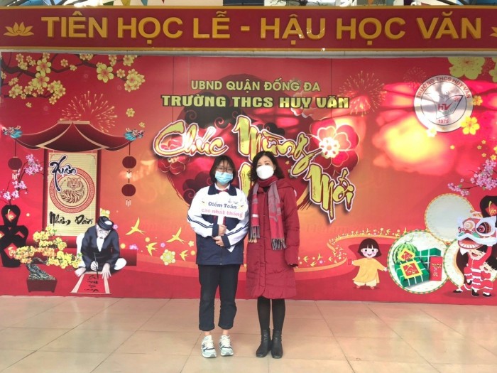Trường THCS Huy Văn trao thưởng HS đạt điểm cao kì thi kháo sát lớp 9 tháng 1
