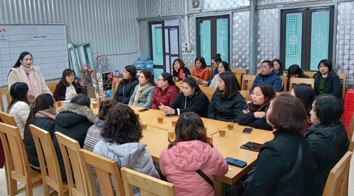 HỌP CHA MẸ HỌC SINH SƠ KẾT HỌC KÌ 1 VÀ TRIỂN KHAI NHIỆM VỤ  NĂM HỌC 2025 -2026 ĐỒNG HÀNH – THẤU HIỂU – GẮN KẾT