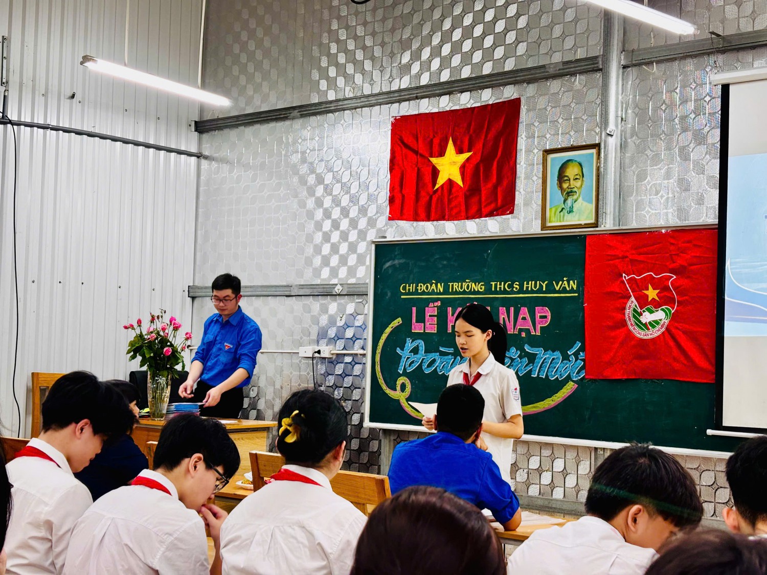 Lễ kết nạp Đoàn viên mới năm học 2024 – 2025.