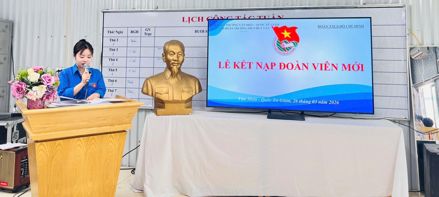 Trường THCS Huy Văn kết nạp đoàn viên mới đợt I năm học 2025–2026.